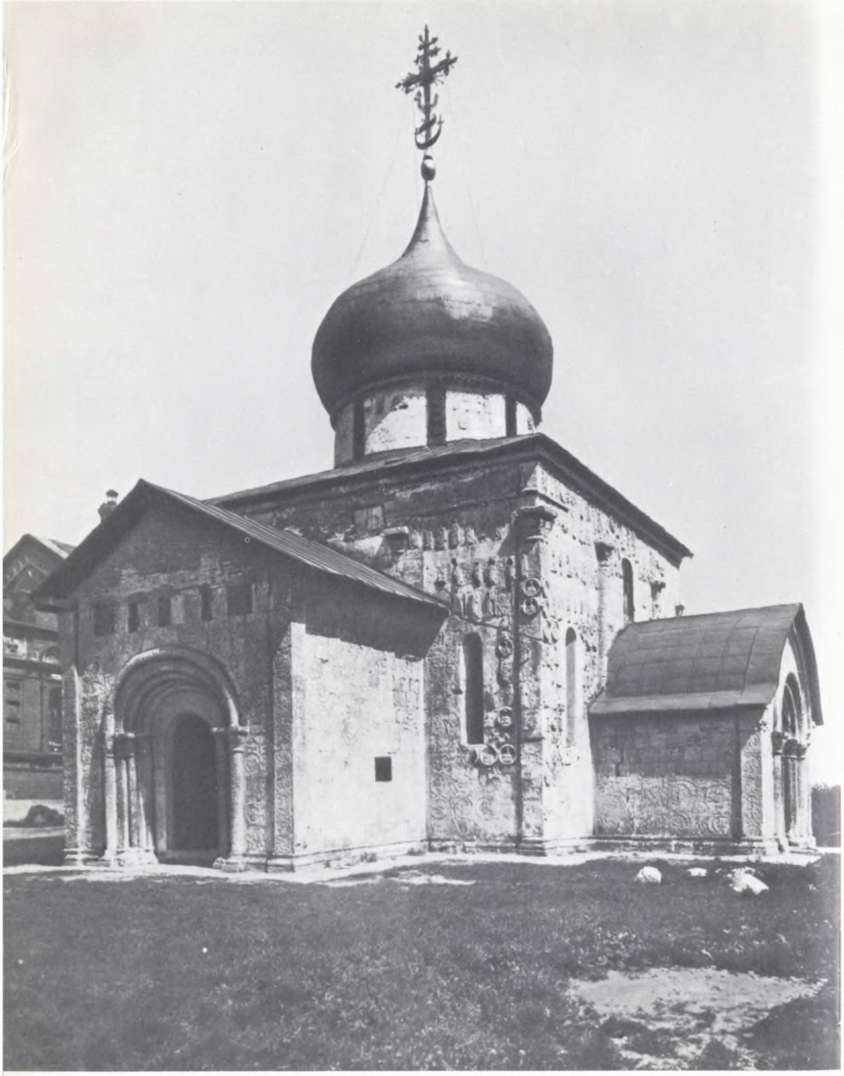 Георгиевский собор в Юрьеве Польском. 30-е годы XIII в