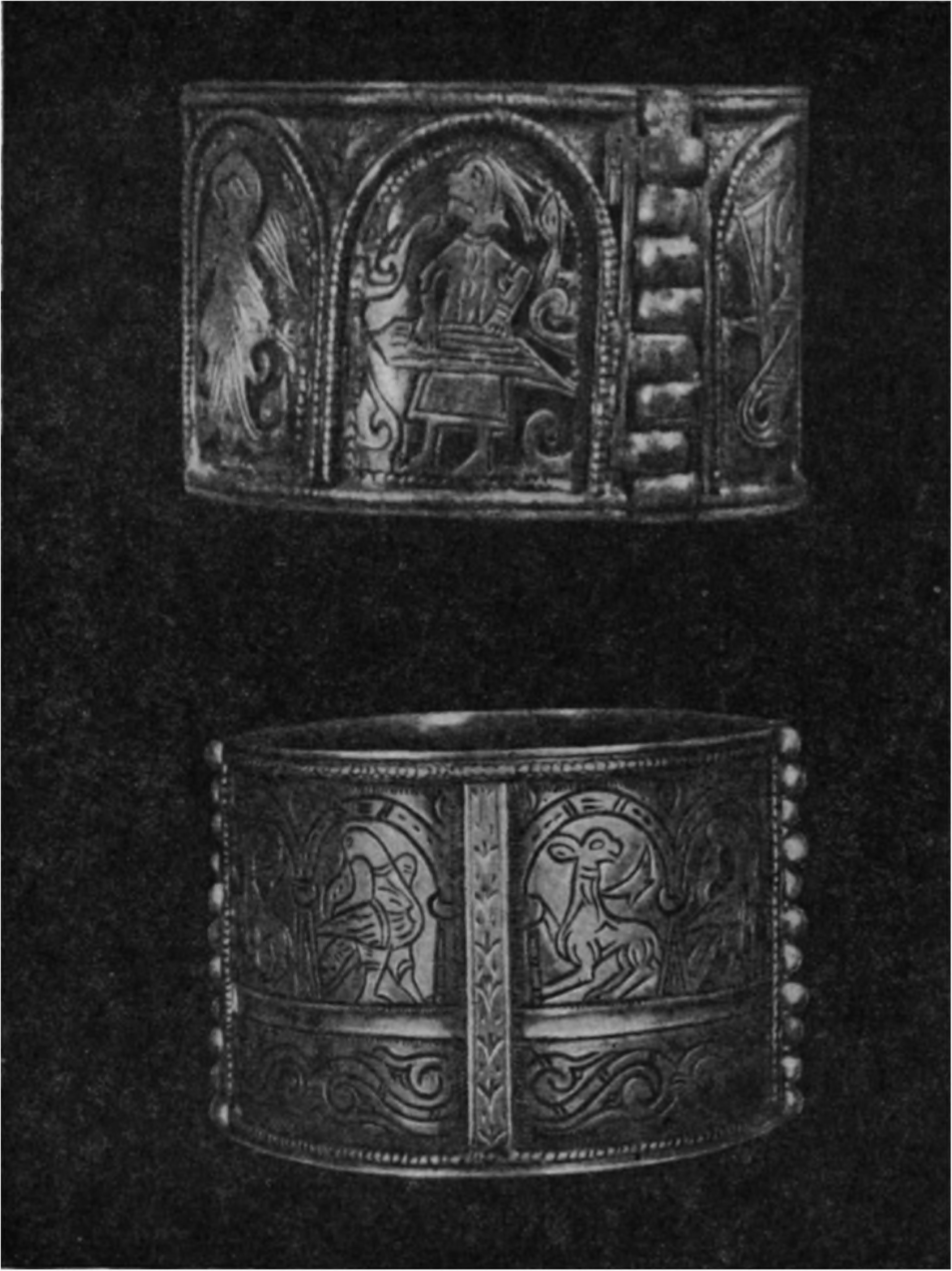 Серебряные браслеты XII—XIII вв
